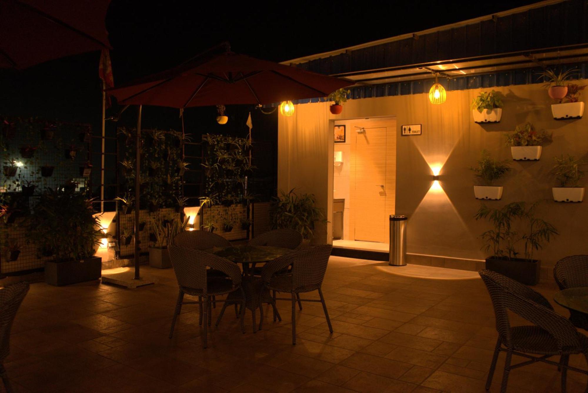 Hotel Tanisha Kishanganj Exterior photo